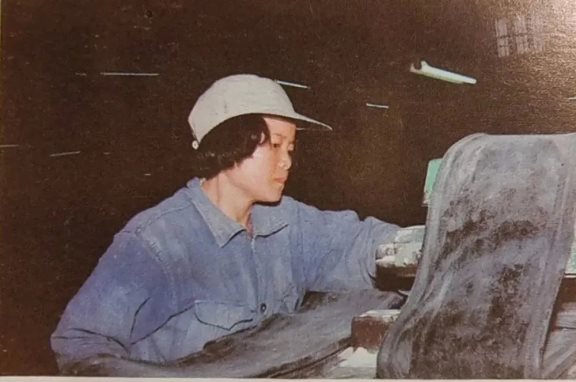 萬事俱備,工廠正式投產 萬事俱備,工廠正式投產