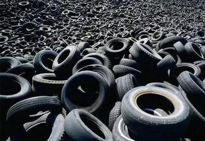 中國廢舊輪胎每年2000萬噸，黑色污染成全球難題，中國如何處理？
