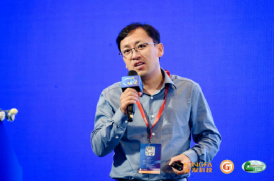 國家發(fā)改委宏觀經(jīng)濟(jì)研究院體改所副處長、副研究員 張德元 國家發(fā)改委宏觀經(jīng)濟(jì)研究院體改所副處長、副研究員 張德元