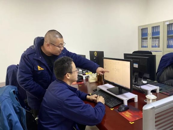 “職工創新工作室”作為實用型人才“孵化器 “職工創新工作室”作為實用型人才“孵化器