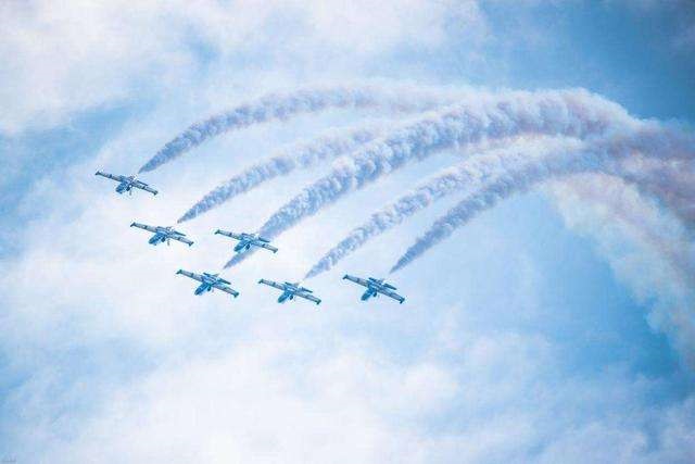 成為航空航天、國防軍工、智能制造等領域不可或缺的先進高性能材料。