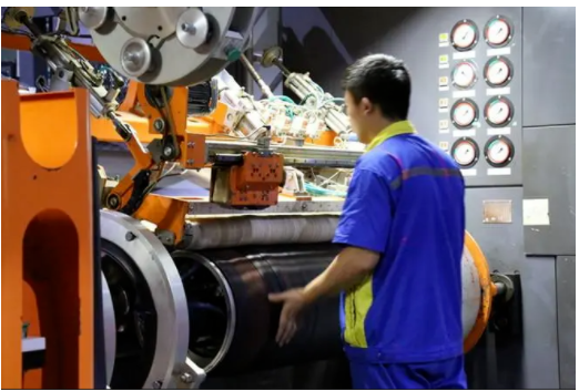 資金扶持,降低企業(yè)負(fù)擔(dān) 資金扶持,降低企業(yè)負(fù)擔(dān)