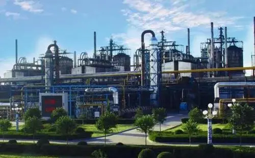 黑貓股份炭黑設計產能110萬噸，在建產能4萬噸