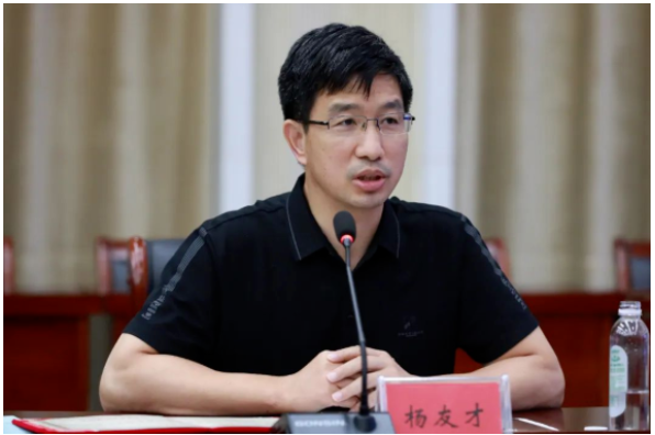青科大專家，問診把脈邢臺橡塑產業