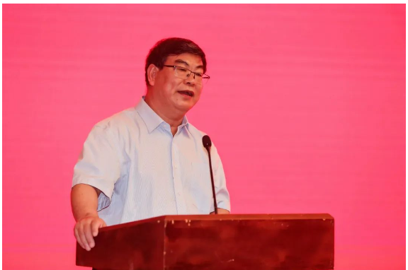 山東省橡膠行業協會理事會會長張洪民講話 山東省橡膠行業協會理事會會長張洪民講話