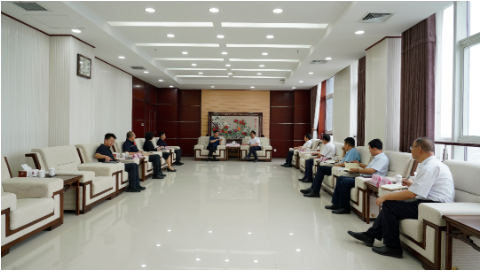 墾利區委書記西牧山表示,隨著國家“雙碳”政策的大力推行,開發清潔能源迫在眉睫,墾利區政府將全力支持大業股份在勝通鋼簾線廠區的清潔能源建設工作,深化政企多領域溝通和務實合作,助力墾利區實現高質量發展。 墾利區委書記西牧山表示,隨著國家“雙碳”政策的大力推行,開發清潔能源迫在眉睫,墾利區政府將全力支持大業股份在勝通鋼簾線廠區的清潔能源建設工作,深化政企多領域溝通和務實合作,助力墾利區實現高質量發展。