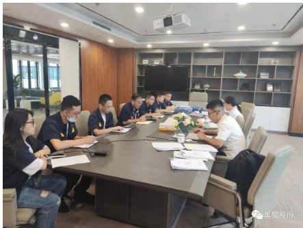 中審(深圳)認證有限公司審核組蒞臨青島黑貓開展知識產權管理體系再認證審核。此次審核工作采取現場會議的形式,在各部門負責人的密切配合下,順利通過這次再認證審核。 中審(深圳)認證有限公司審核組蒞臨青島黑貓開展知識產權管理體系再認證審核。此次審核工作采取現場會議的形式,在各部門負責人的密切配合下,順利通過這次再認證審核。