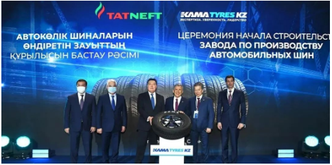 3月28日，Tatneftekhiminvest負(fù)責(zé)人表示，由于缺乏進(jìn)口原材料，其子公司Nizhnekamskshina在生產(chǎn)輪胎時(shí)遇到了困難。