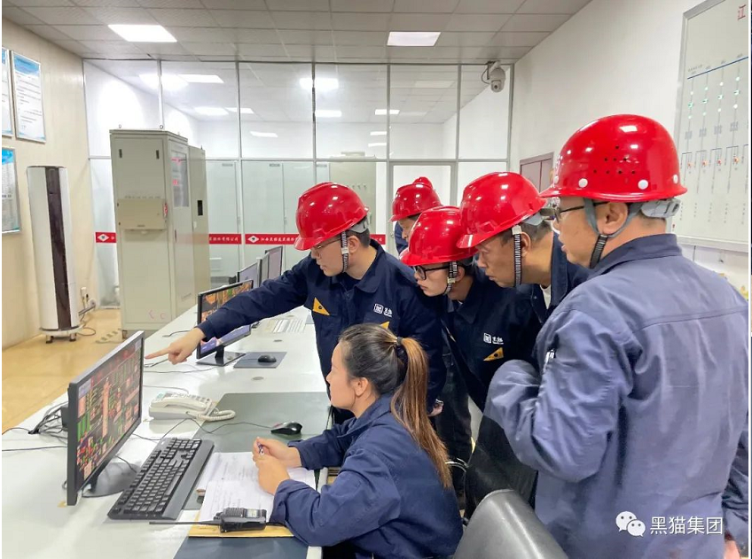 為貫徹落實集團2022年第三季度安全生產委員會會議精神，確保各項安全措施落到實處，10月14日，由集團工程技術中心牽頭，會同黑貓股份、景焦能源公司、監理方成員共同組成工程施工安全檢查組，對在建工程項目進行全面且不留死角的安全隱患大檢查。