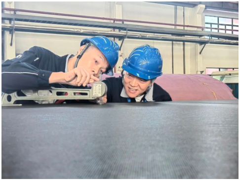 寶通科技董事長包志方實地檢驗生產基地產品質量 寶通科技董事長包志方實地檢驗生產基地產品質量