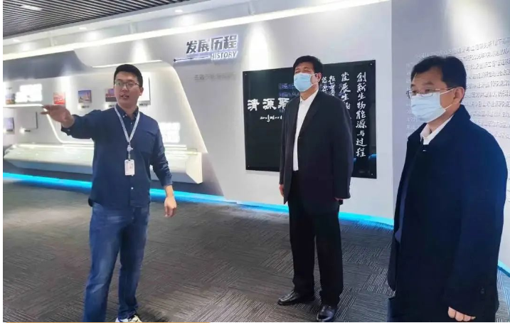 雙方圍繞合作共建、項(xiàng)目聯(lián)合開發(fā)等相關(guān)主題展開深入探討 雙方圍繞合作共建、項(xiàng)目聯(lián)合開發(fā)等相關(guān)主題展開深入探討