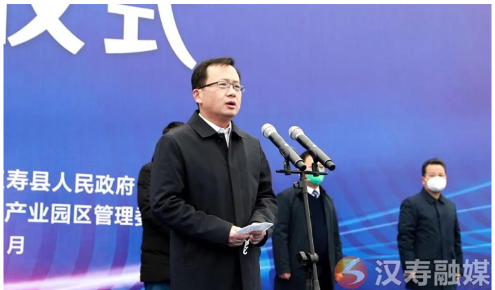 漢壽縣委副書記、縣長 王時雨