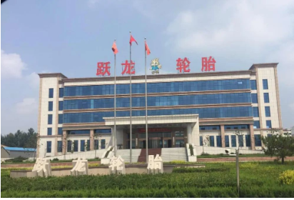 躍龍集團(tuán)董事長劉新剛 躍龍集團(tuán)董事長劉新剛