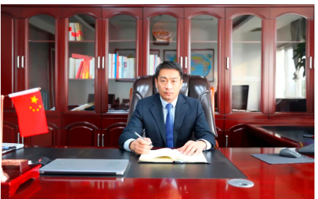 棗礦橡膠公司董事長、總經(jīng)理宋二華 棗礦橡膠公司董事長、總經(jīng)理宋二華