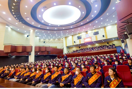 景德鎮黑貓集團2022年度工作總結暨表彰大會在紫晶會堂順利召開 景德鎮黑貓集團2022年度工作總結暨表彰大會在紫晶會堂順利召開