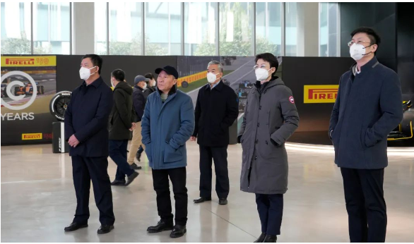 山東省副省長到輪胎企業考察 對未來發展指明方向 山東省副省長到輪胎企業考察 對未來發展指明方向
