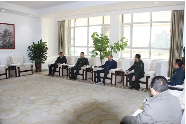 諸城市人武部政委孫卓立到美晨工業集團調研指導工作 諸城市人武部政委孫卓立到美晨工業集團調研指導工作