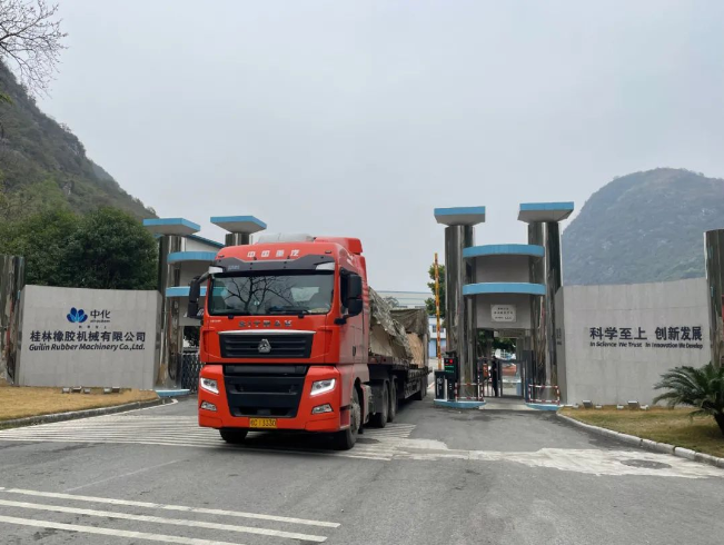 3天發出23車，橡機企業發貨忙