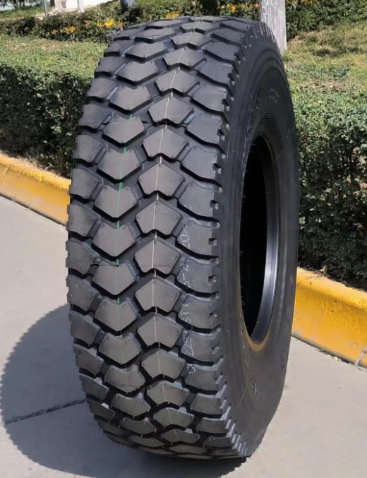 延長橡膠公司發布了一款備重點配套產品445/80R25規格輪胎，該輪胎是一款高承載、高速度級的越野輪胎，單胎載重可達7噸，速度可滿足120km/h，為車輛提供了高承載性、高機動性。