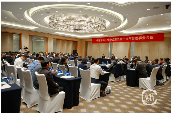 劉普軍會長指出，中國涂料工業協會常務理事會應具有榮譽感、責任感和自豪感，并強調，常務理事單位要帶頭執行協會章程，帶頭執行行規行約，要做企業發展的示范者，做行業發展的引領者，要維護行業整體利益，樹立行業良好形象。