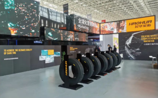 第十三屆中國(廣饒)國際橡膠輪胎暨汽車配件展覽會(ChinaGRTAE)在廣饒國際博覽中心盛大舉行。昊華輪胎以引人注目的方式在E1館15號展位亮相，吸引了眾多客戶駐足咨詢，為進一步開拓國內(nèi)外市場和尋找新的合作機會奠定了堅實基礎(chǔ)。