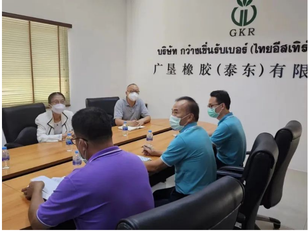 中國駐泰國宋卡總領(lǐng)事吳冬梅近日率領(lǐng)一行到訪廣墾橡膠(泰東)公司，對企業(yè)的經(jīng)營管理和黨建工作進行了調(diào)研指導。