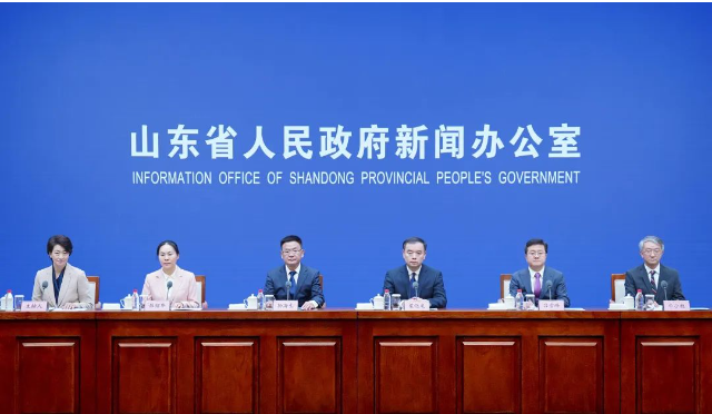 山東省政府新聞辦在濟南舉行新聞發布會，就山東省科技成果轉化工作情況進行了介紹，并回答記者提問。