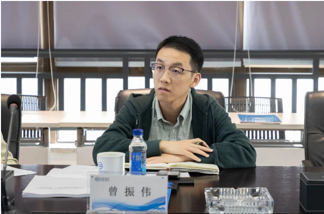 省市領導的關心和指導為公司充實信心，增強了大展宏圖的決心。沈董表示，雙箭股份將進一步優化生產要素和產業布局，致力于打造綠色智能物料系統。他承諾公司一定不辜負眾望，努力為地方經濟社會發展做出更大的貢獻，肩負起高質量發展和建設共同富裕示范區的責任和使命。
