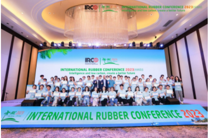 IRC2023同時設有展覽，共有28家參展企業，展示了涉及輪胎、天然橡膠、合成橡膠、骨架材料、硫化劑等領域的新技術和產品。此次展覽還為企業和高校的博士、碩士研究生提供了就職交流的機會。
